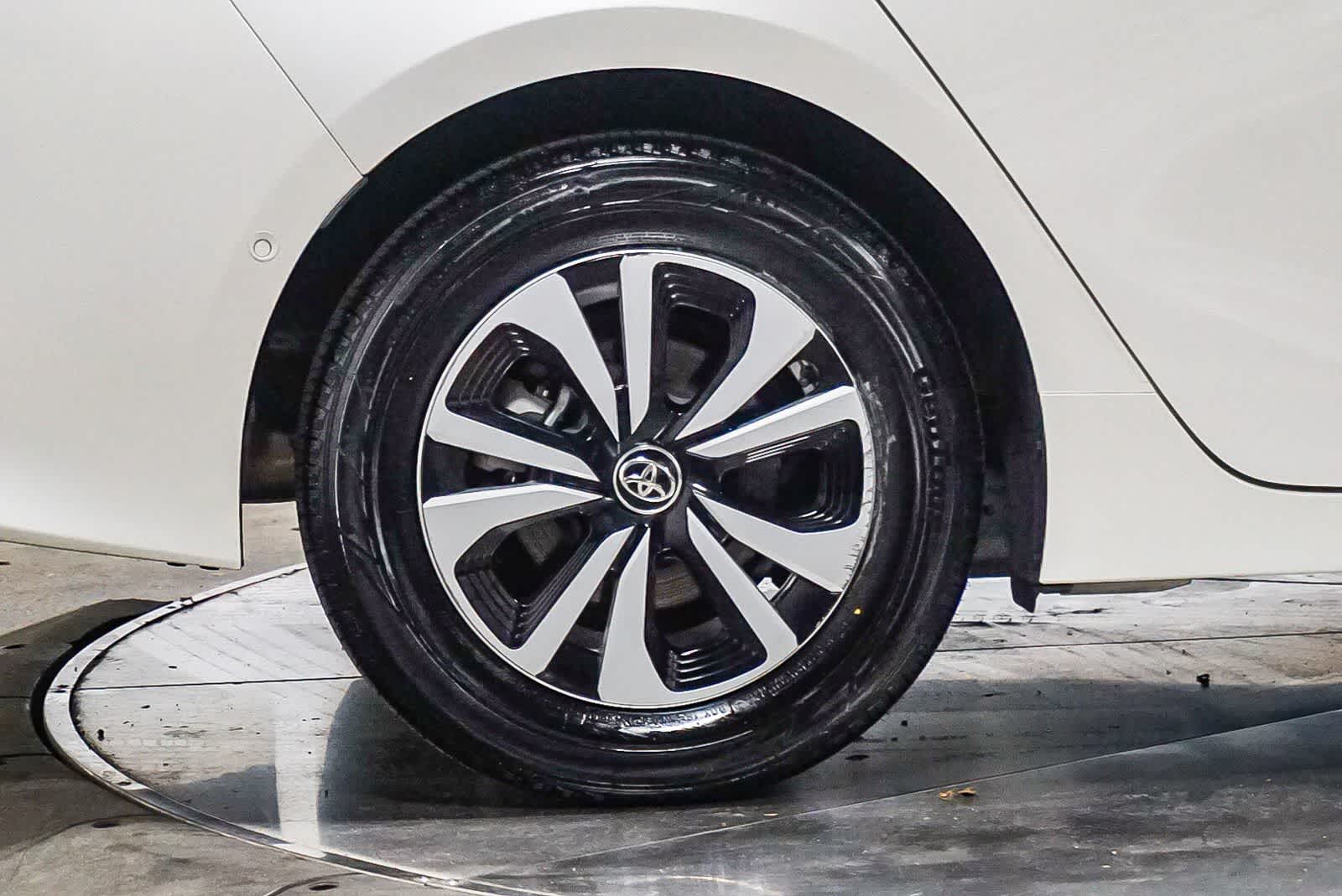 Toyota Prius Prime Advanced 2019