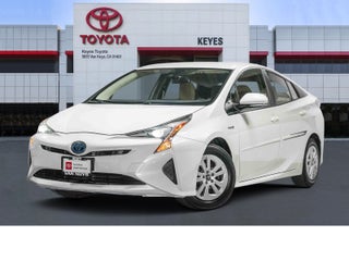 Toyota Prius Two 2017