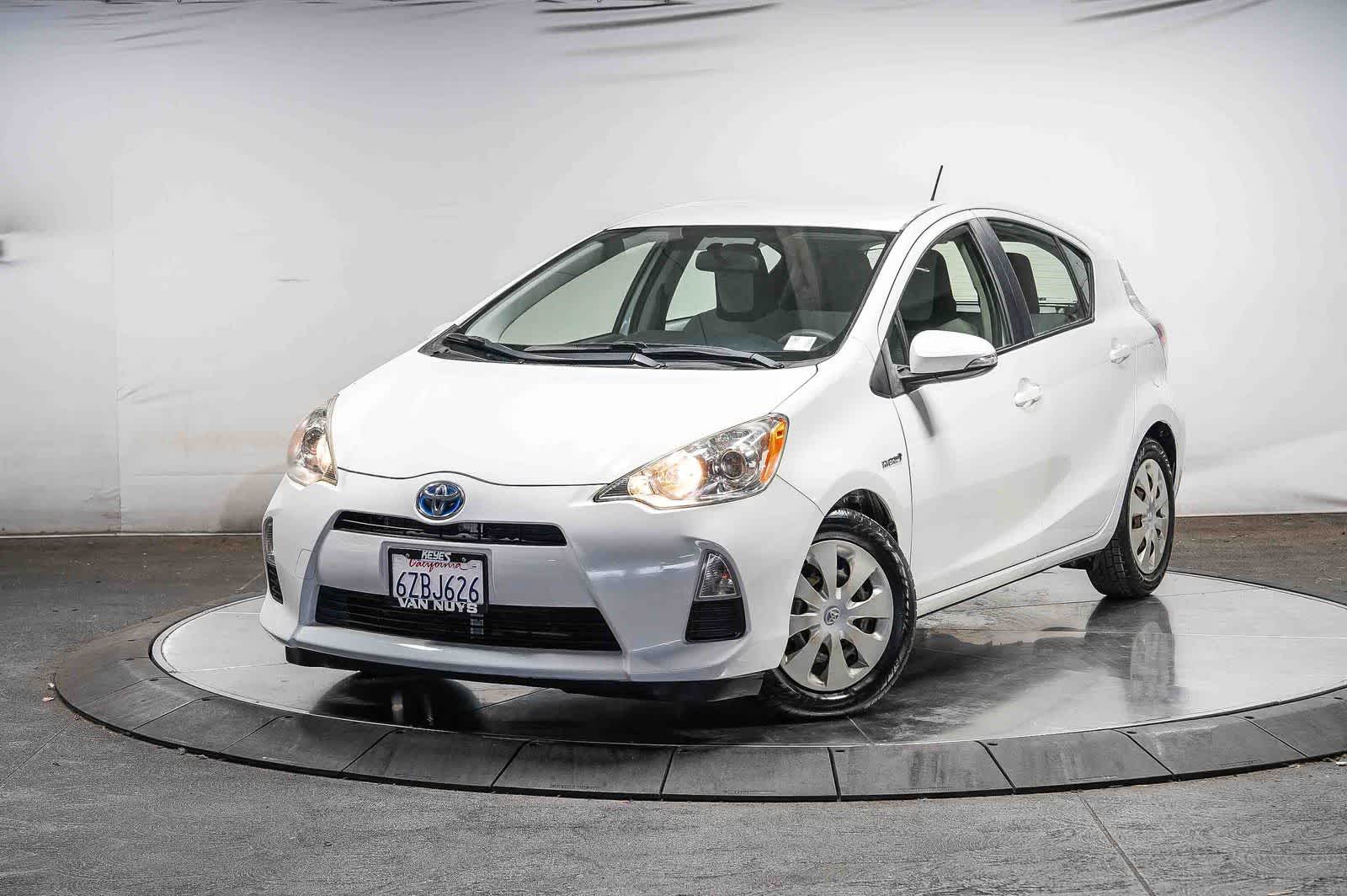 Toyota Prius c One 2013