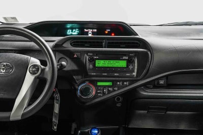 Toyota Prius c One 2013