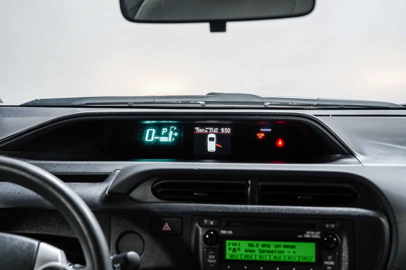 Toyota Prius c One 2013