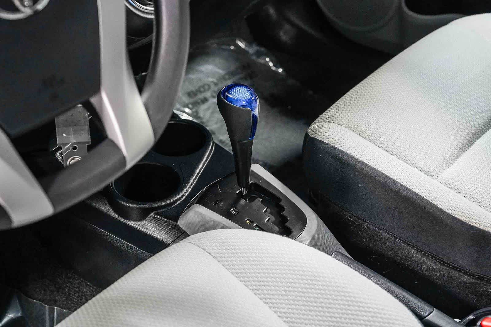 Toyota Prius c One 2013