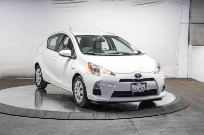 Toyota Prius c One 2013