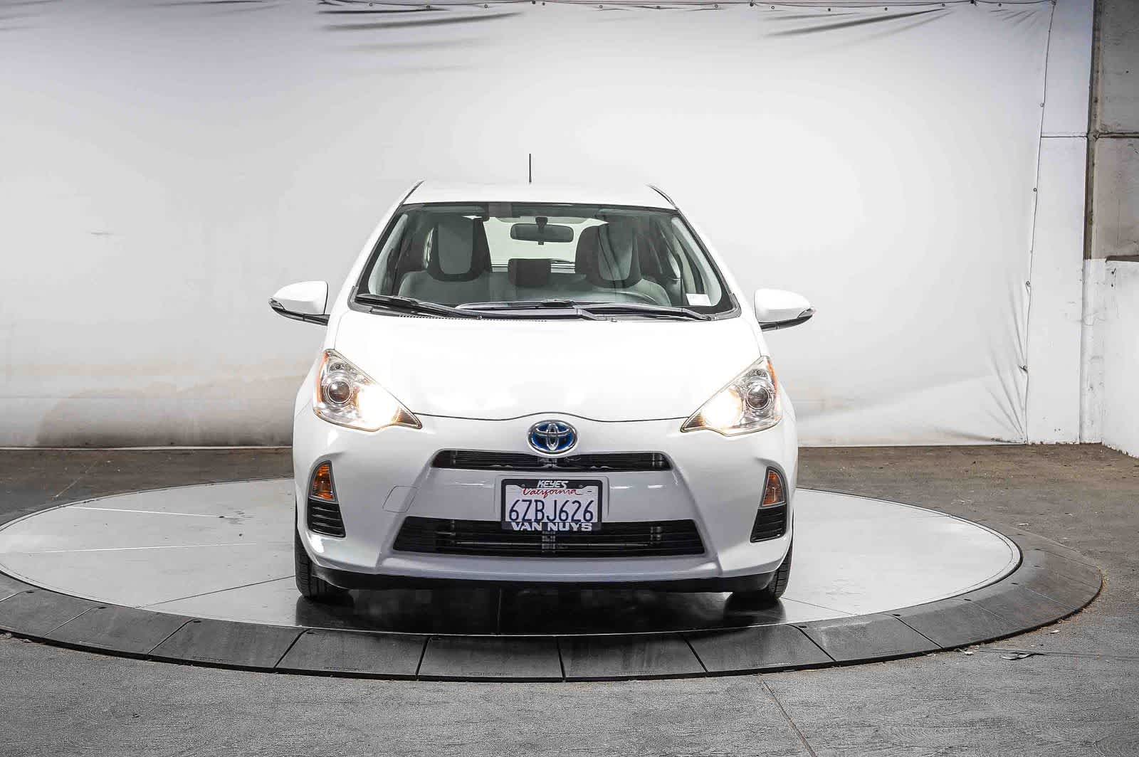 Toyota Prius c One 2013