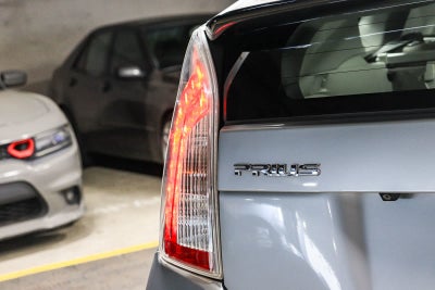 Toyota Prius Two 2015