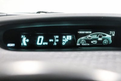 Toyota Prius Two 2015