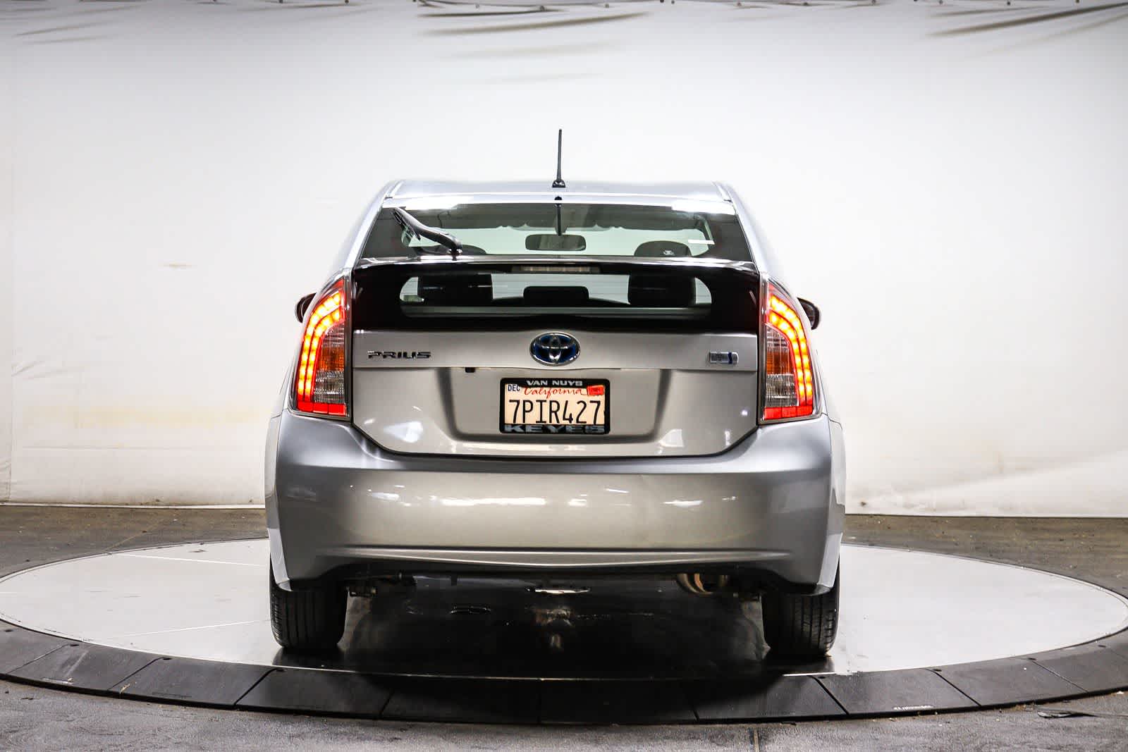 Toyota Prius Two 2015