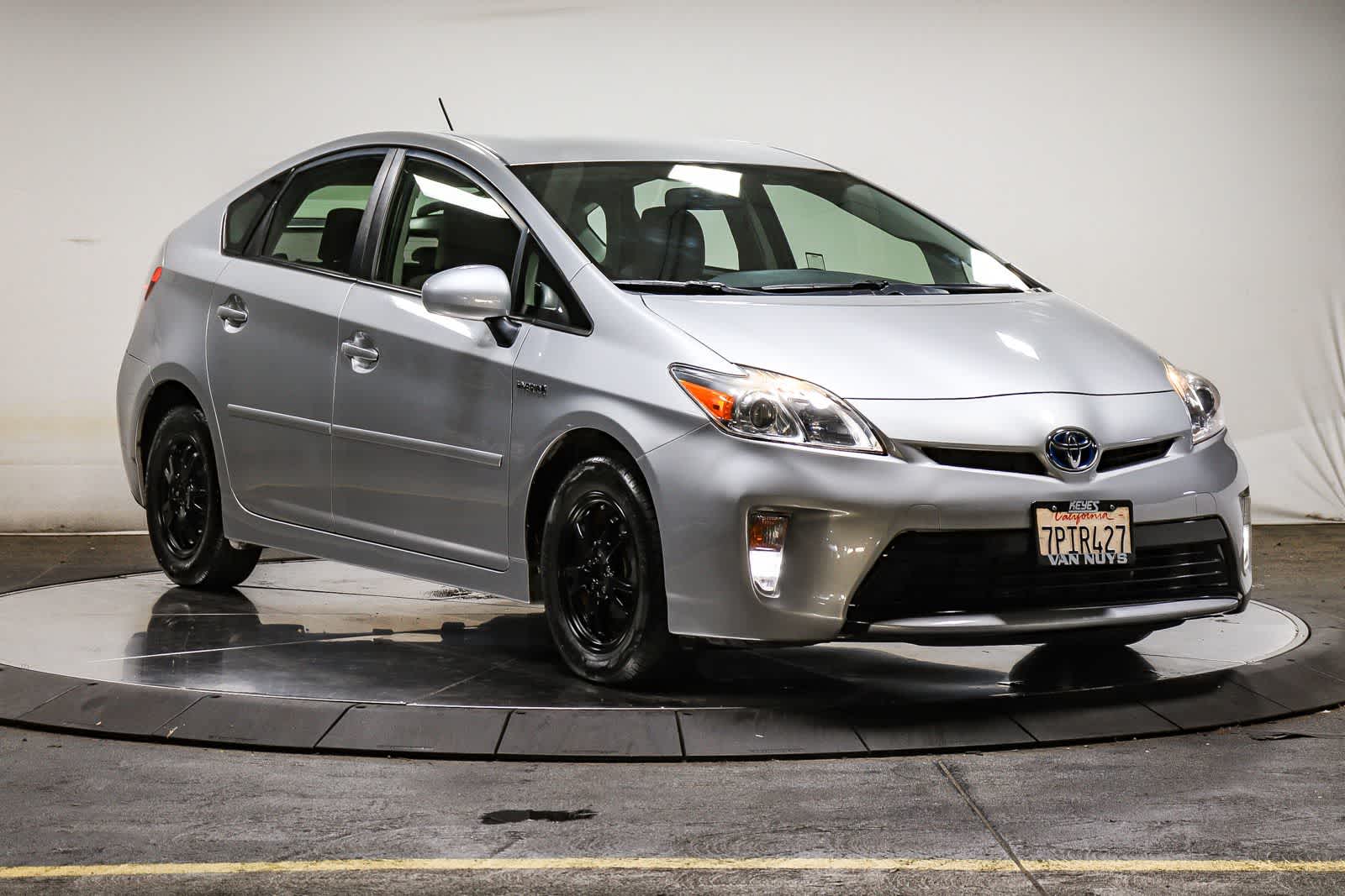 Toyota Prius Two 2015