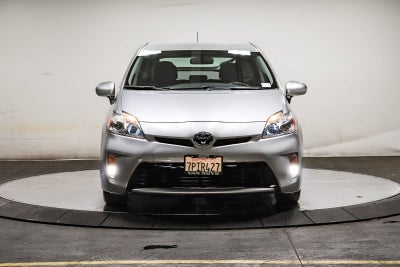 Toyota Prius Two 2015