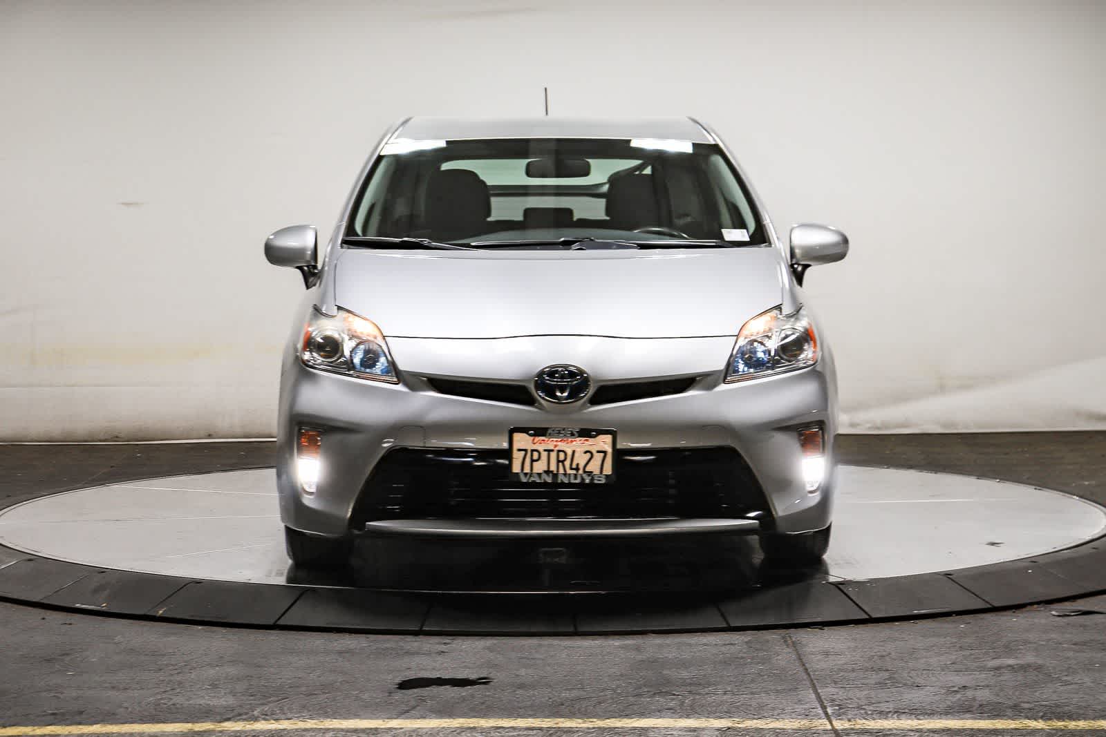 Toyota Prius Two 2015