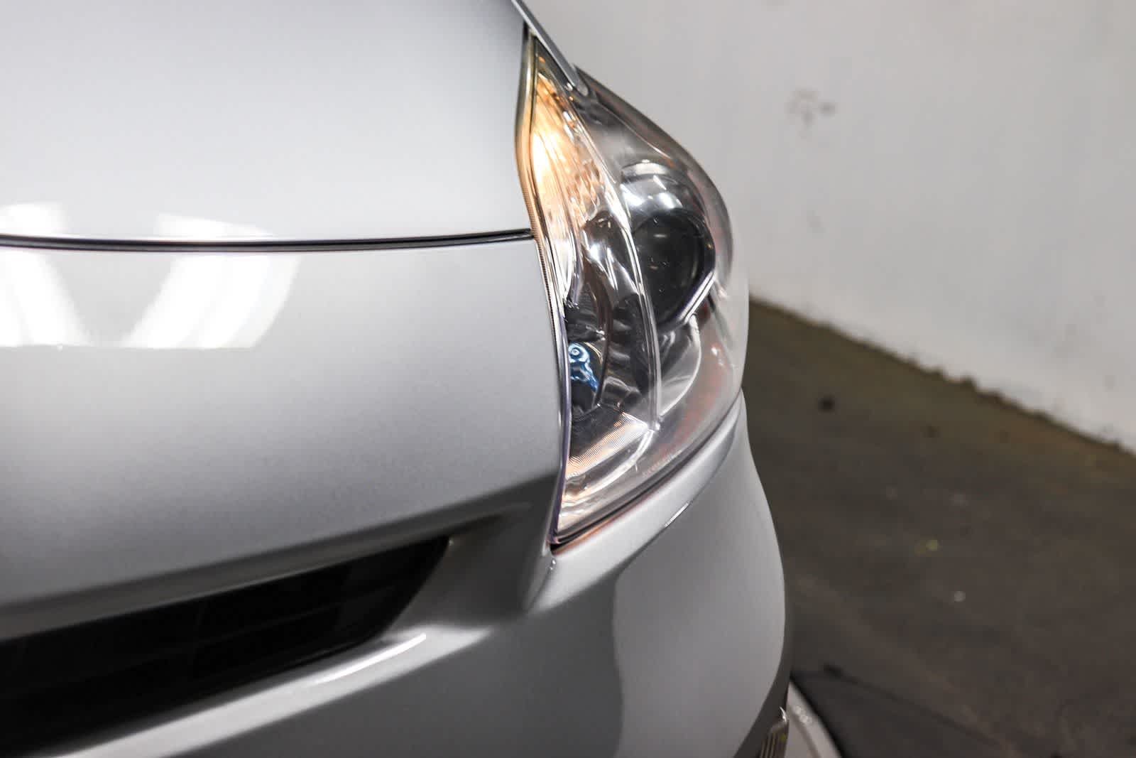Toyota Prius Two 2015