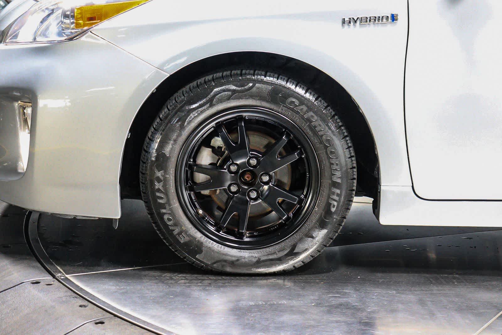 Toyota Prius Two 2015