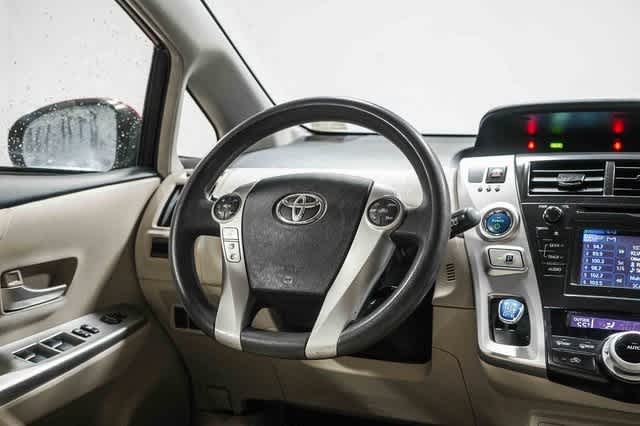 Toyota Prius V Three 2013