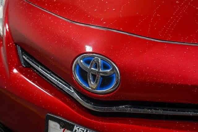 Toyota Prius V Three 2013