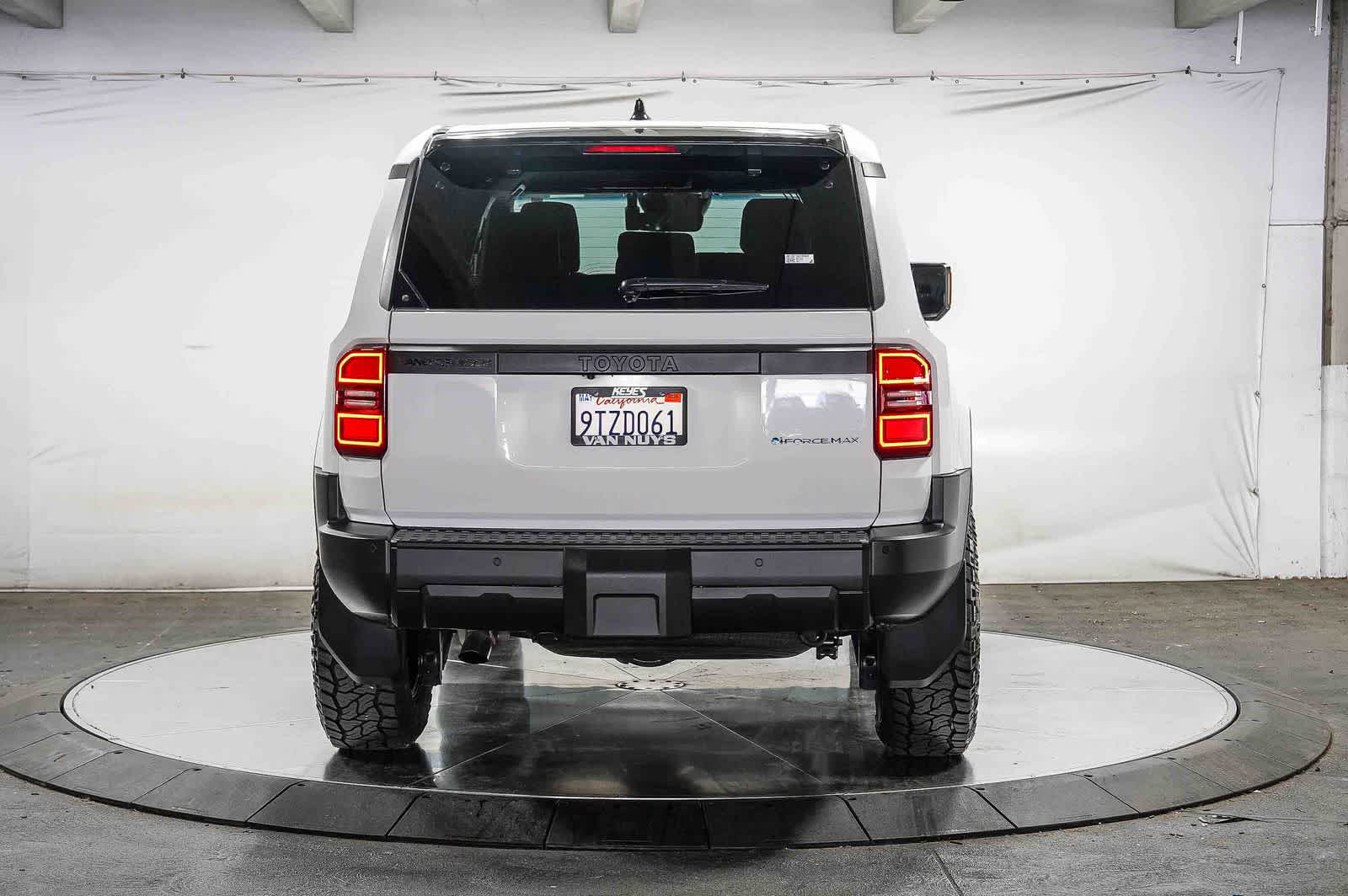 Toyota Land Cruiser 4x4 2025 (nacional)