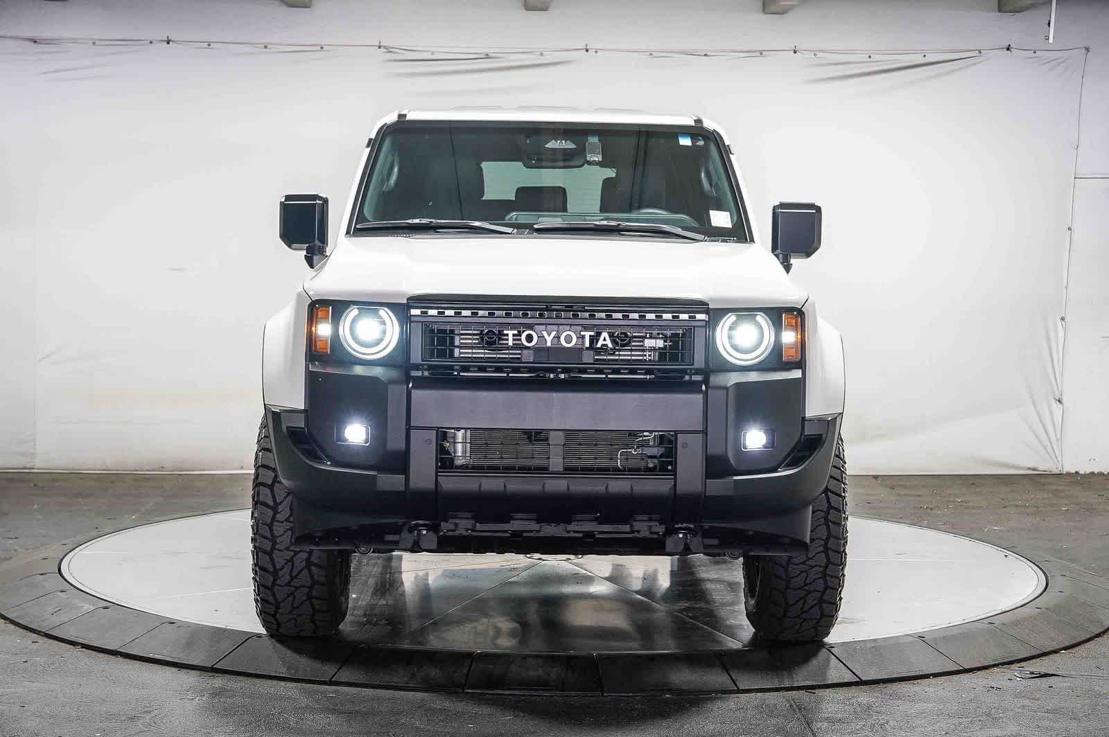 Toyota Land Cruiser 4x4 2025 (nacional)