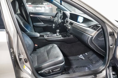 Lexus GS 350 de 2015, 4 puertas, berlina, tracción trasera