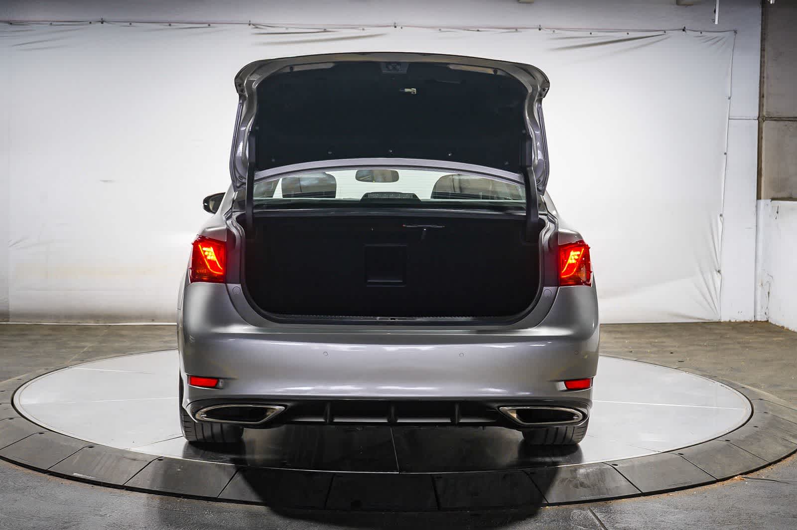 Lexus GS 350 de 2015, 4 puertas, berlina, tracción trasera