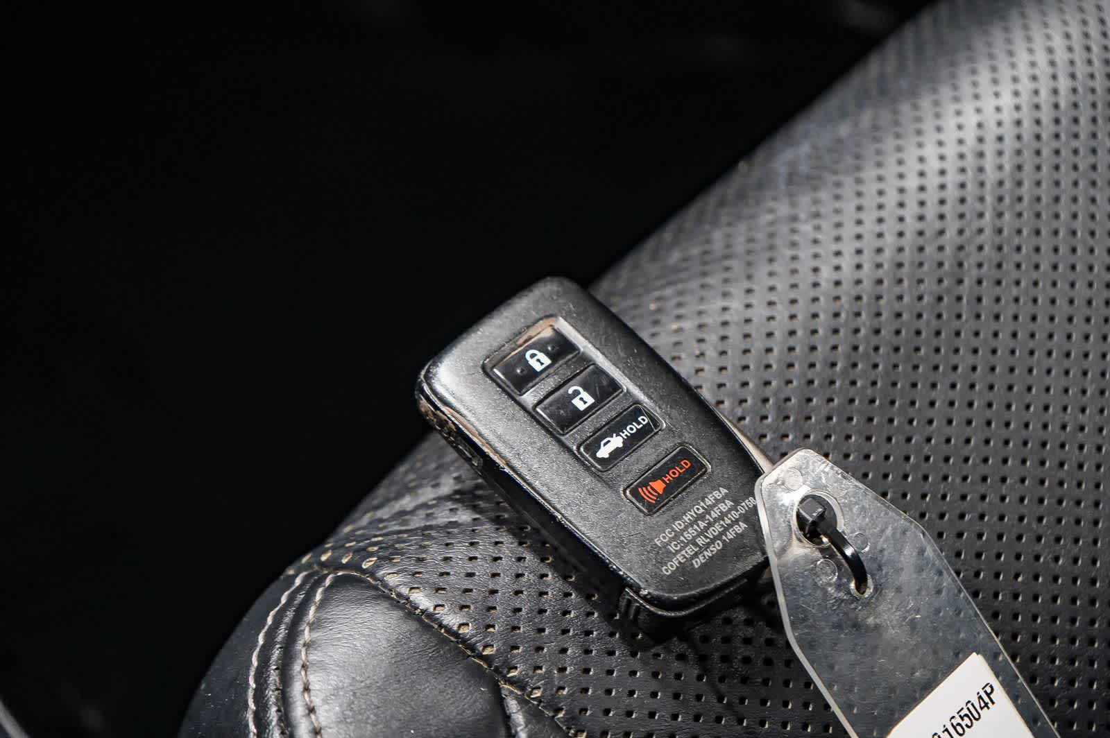 Lexus GS 350 de 2015, 4 puertas, berlina, tracción trasera