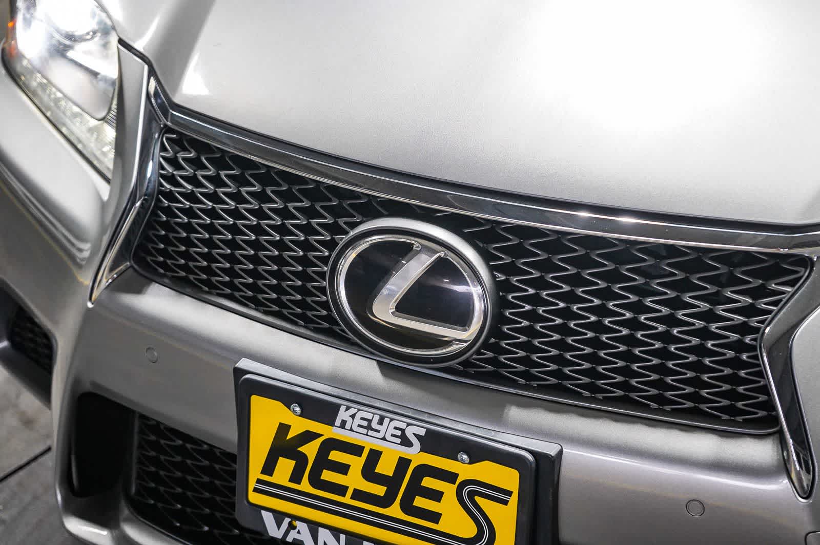 Lexus GS 350 de 2015, 4 puertas, berlina, tracción trasera