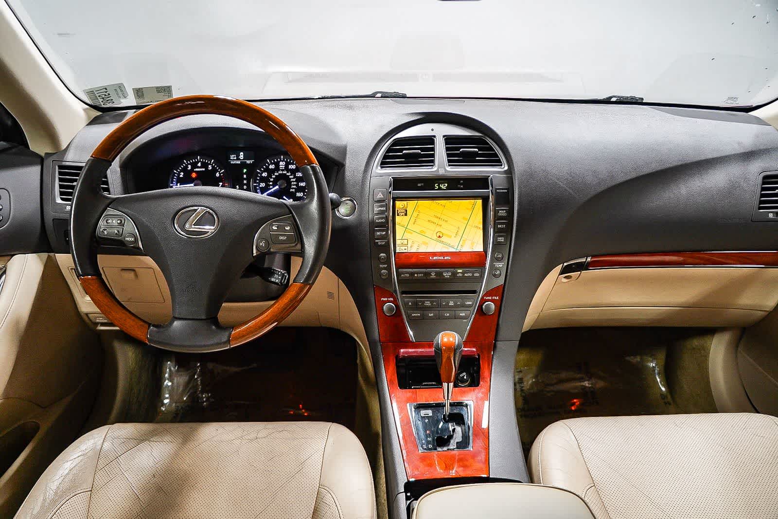 Lexus ES 350 de 4 puertas, 2010