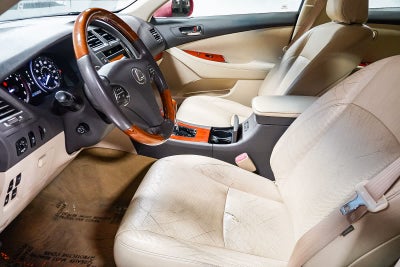 Lexus ES 350 de 4 puertas, 2010