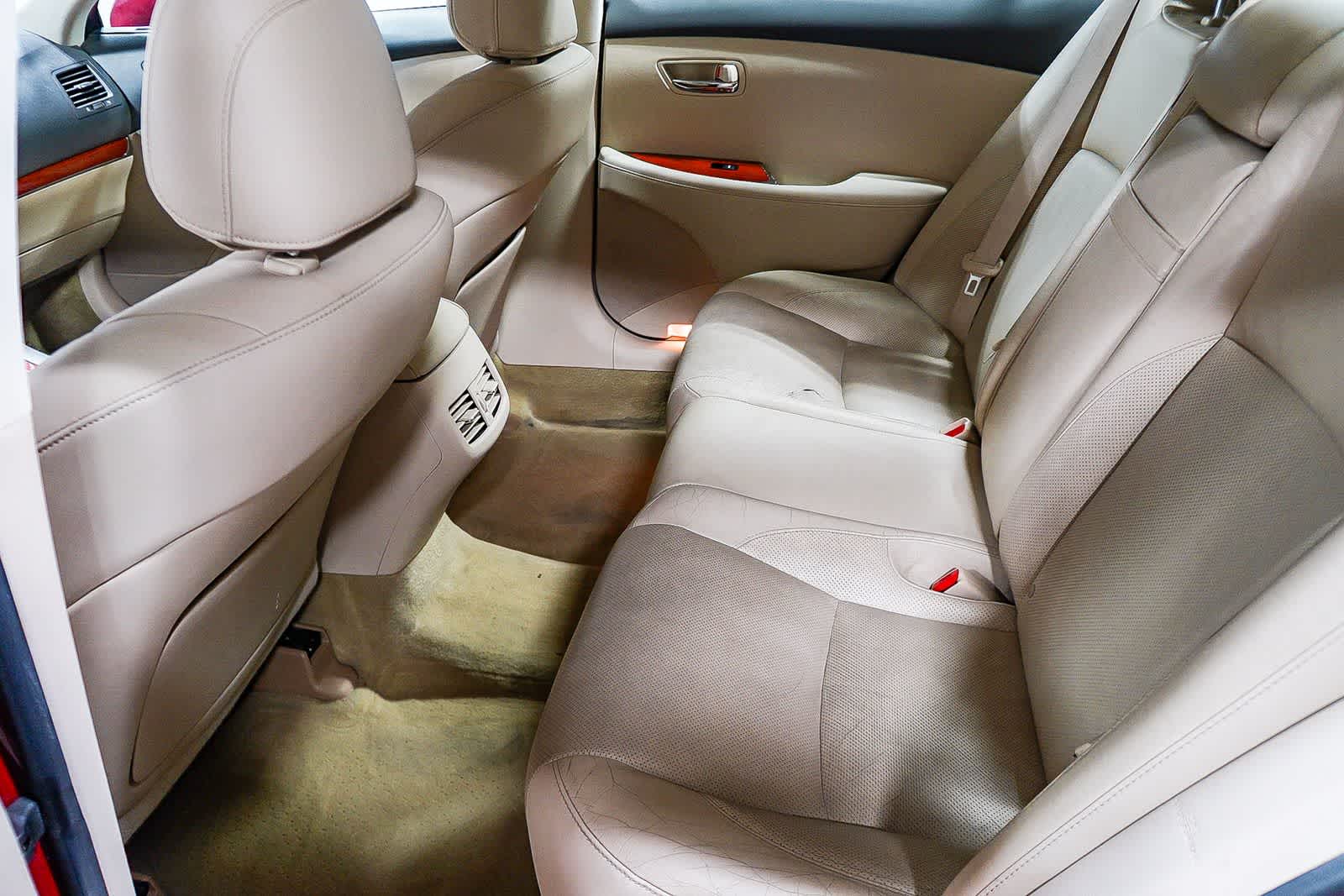 Lexus ES 350 de 4 puertas, 2010