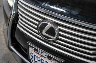 Lexus LS 460 de 2016, 4 puertas, berlina, tracción trasera