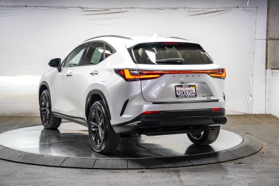 Lexus NX 450h+ Luxury 2023