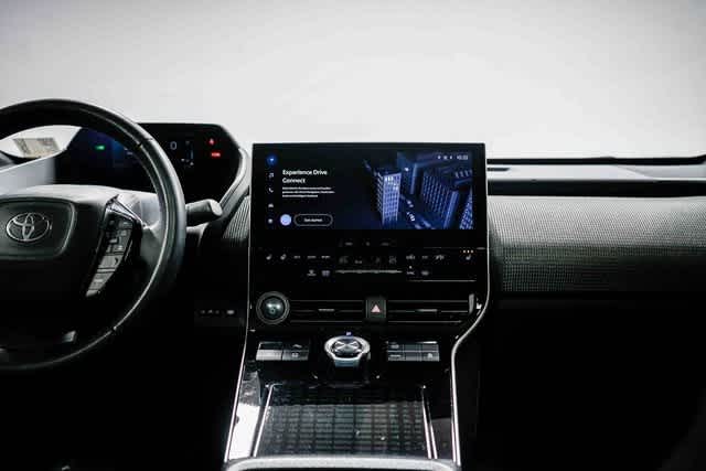 Toyota bZ4X XLE 2024