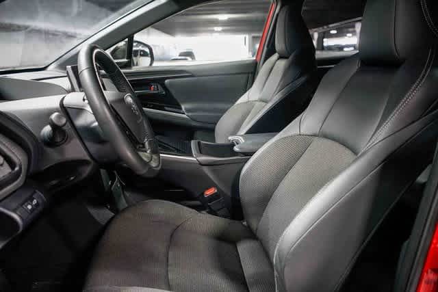 Toyota bZ4X XLE 2024