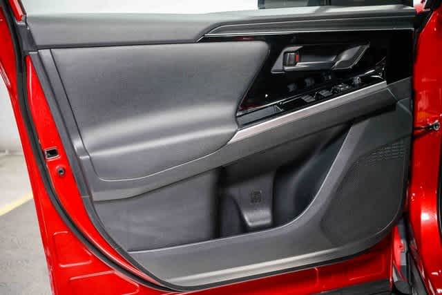 Toyota bZ4X XLE 2024