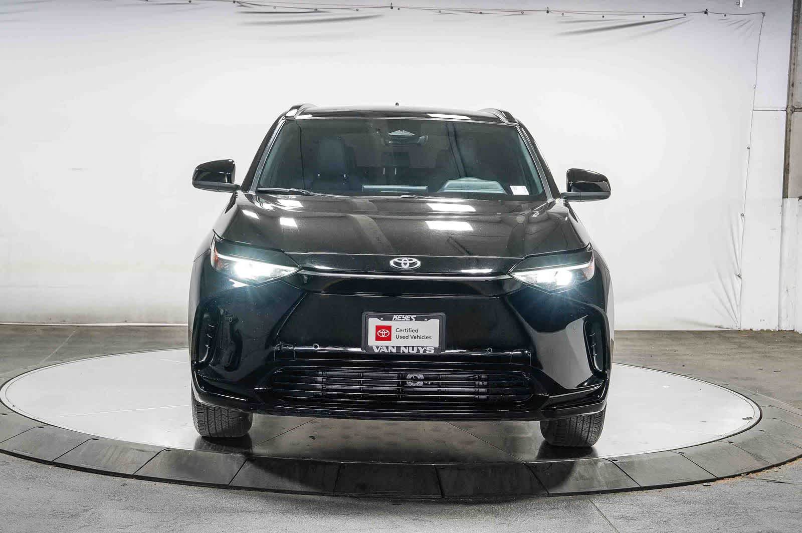 Toyota bZ4X XLE 2024