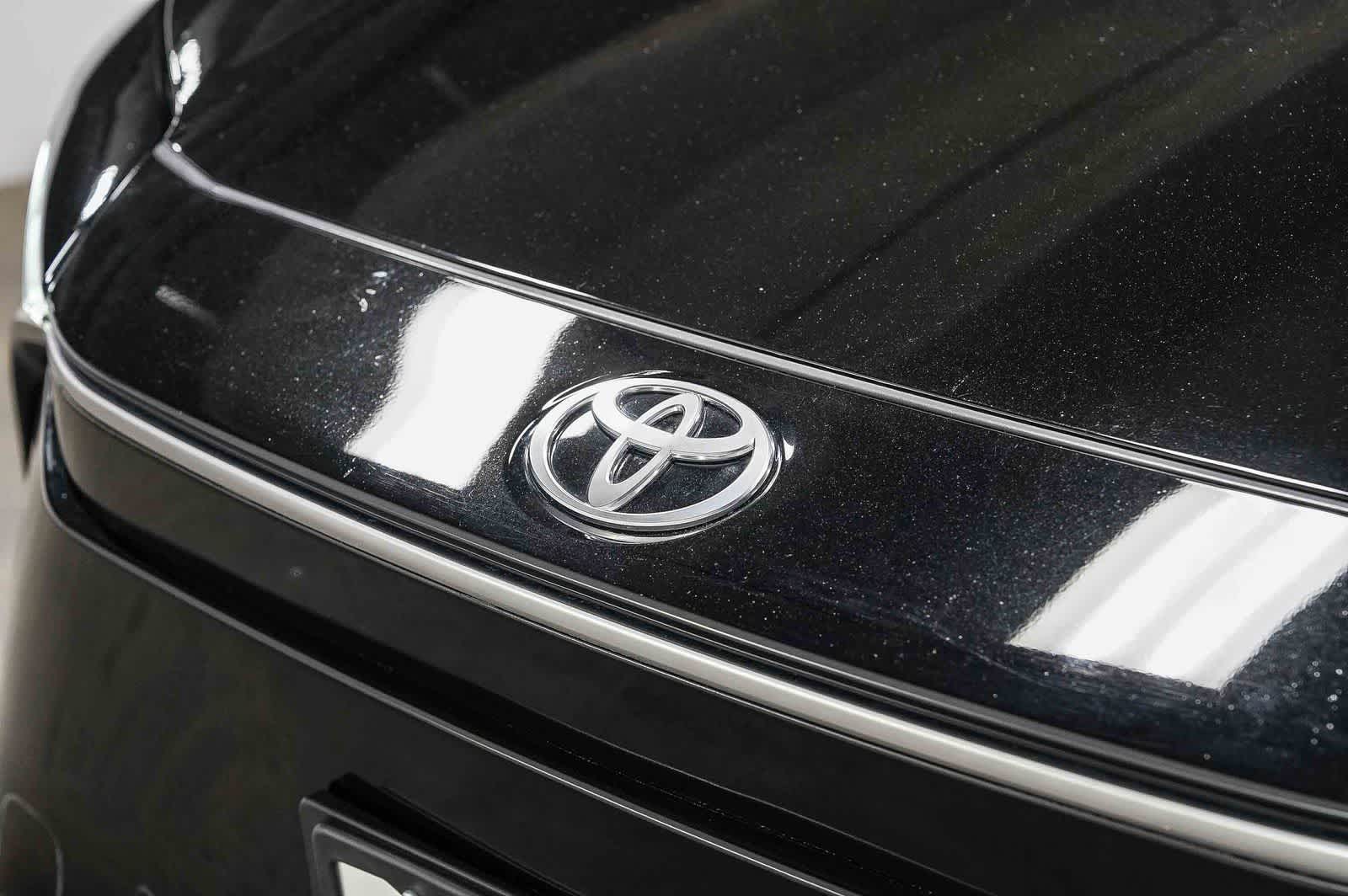Toyota bZ4X XLE 2024