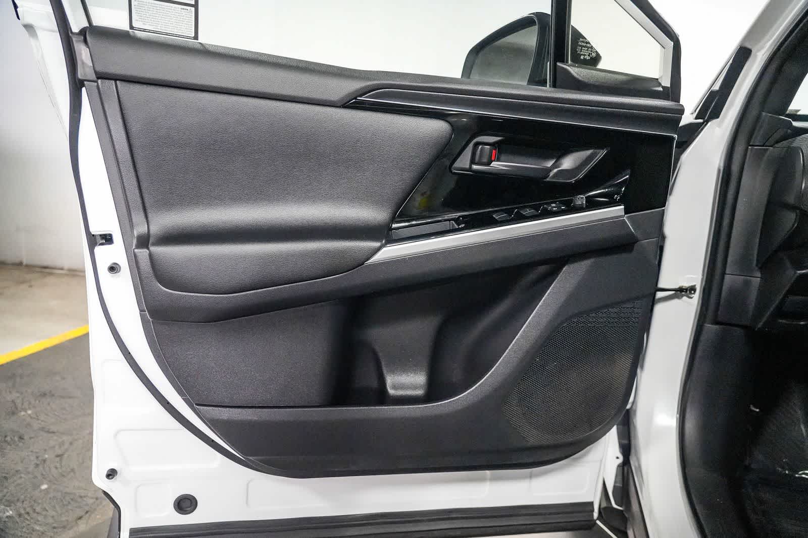 Toyota bZ4X XLE 2023