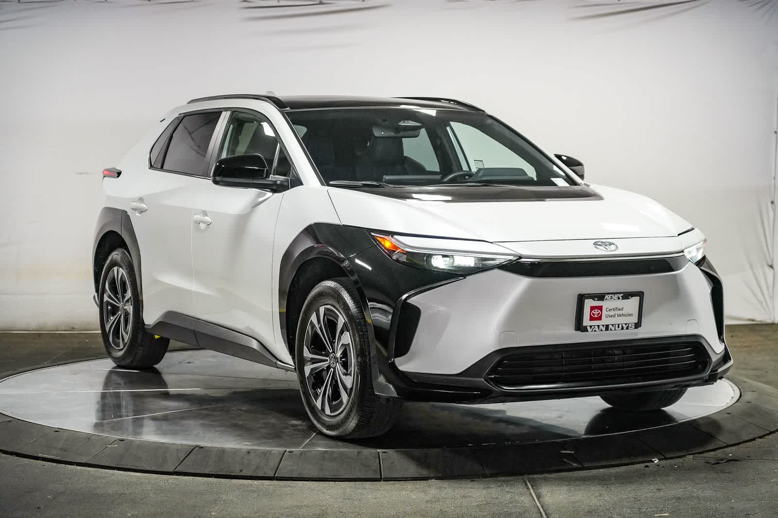 Toyota bZ4X XLE 2023