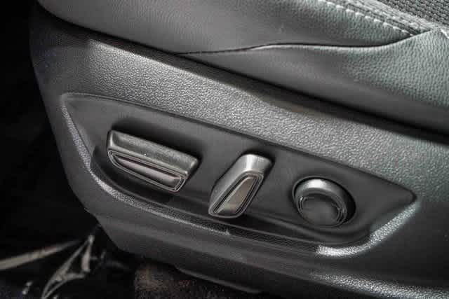 Toyota bZ4X XLE 2025