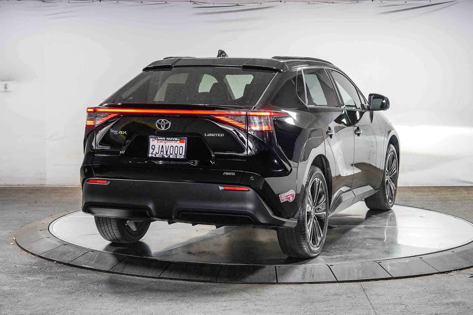 Toyota bZ4X Limited 2023