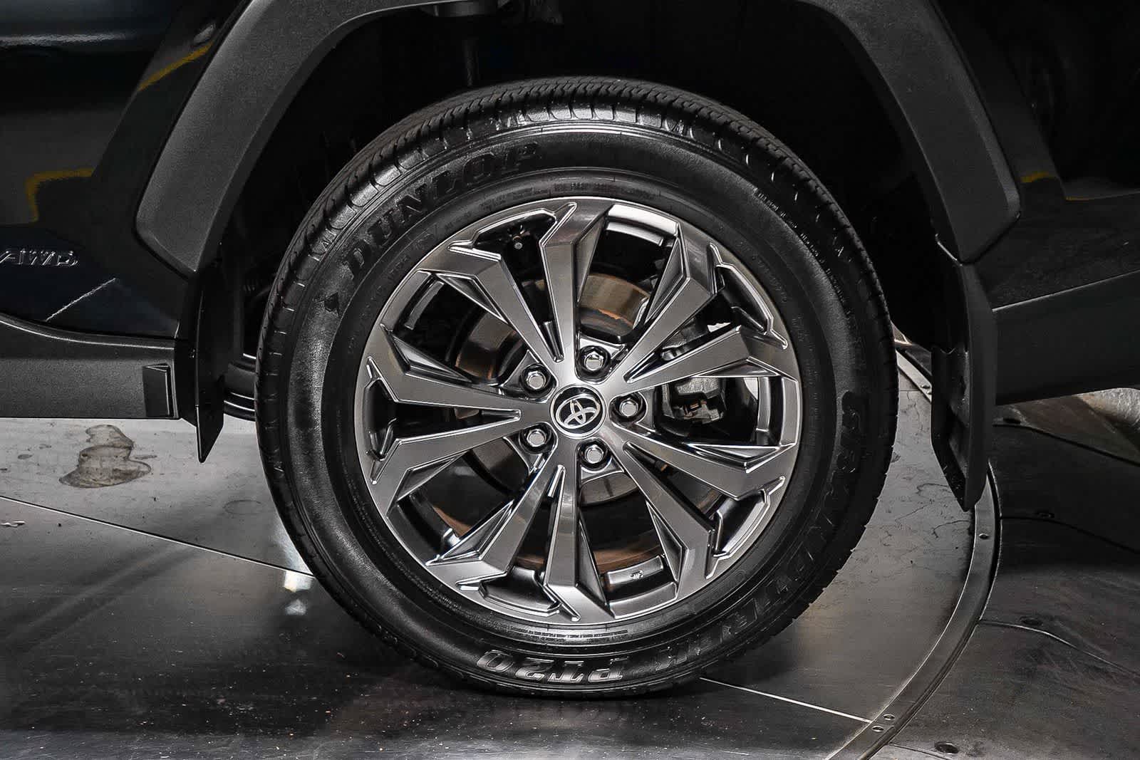 Toyota RAV4 Hybrid XLE Premium 2024