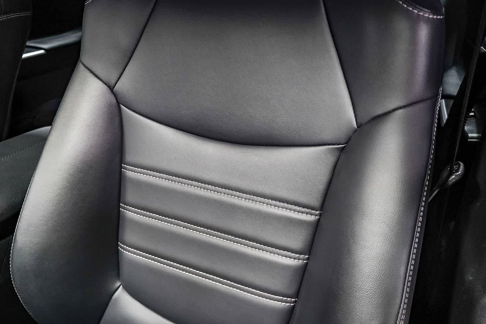 Toyota RAV4 Hybrid XLE Premium 2024