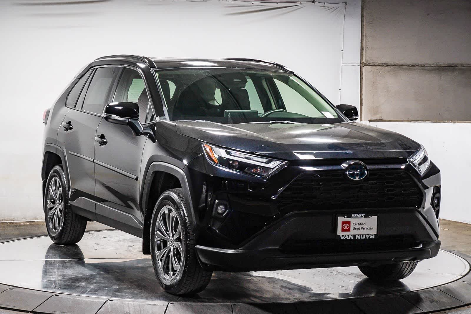 Toyota RAV4 Hybrid XLE Premium 2024