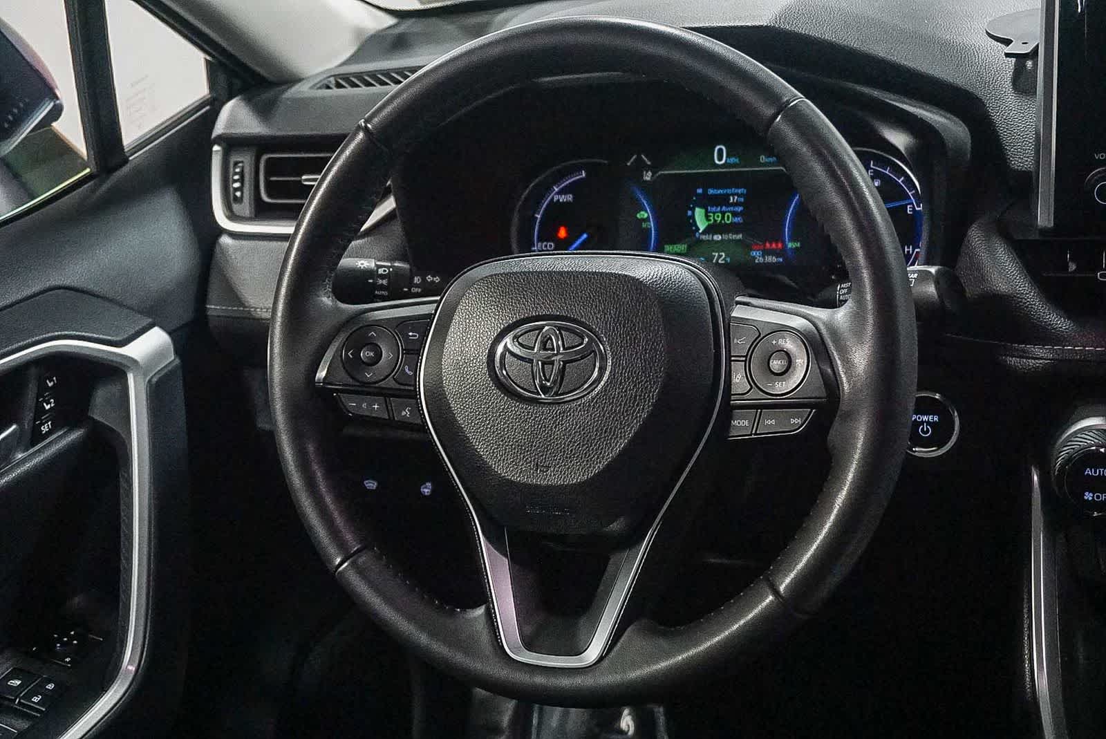 Toyota RAV4 Hybrid XLE Premium 2025