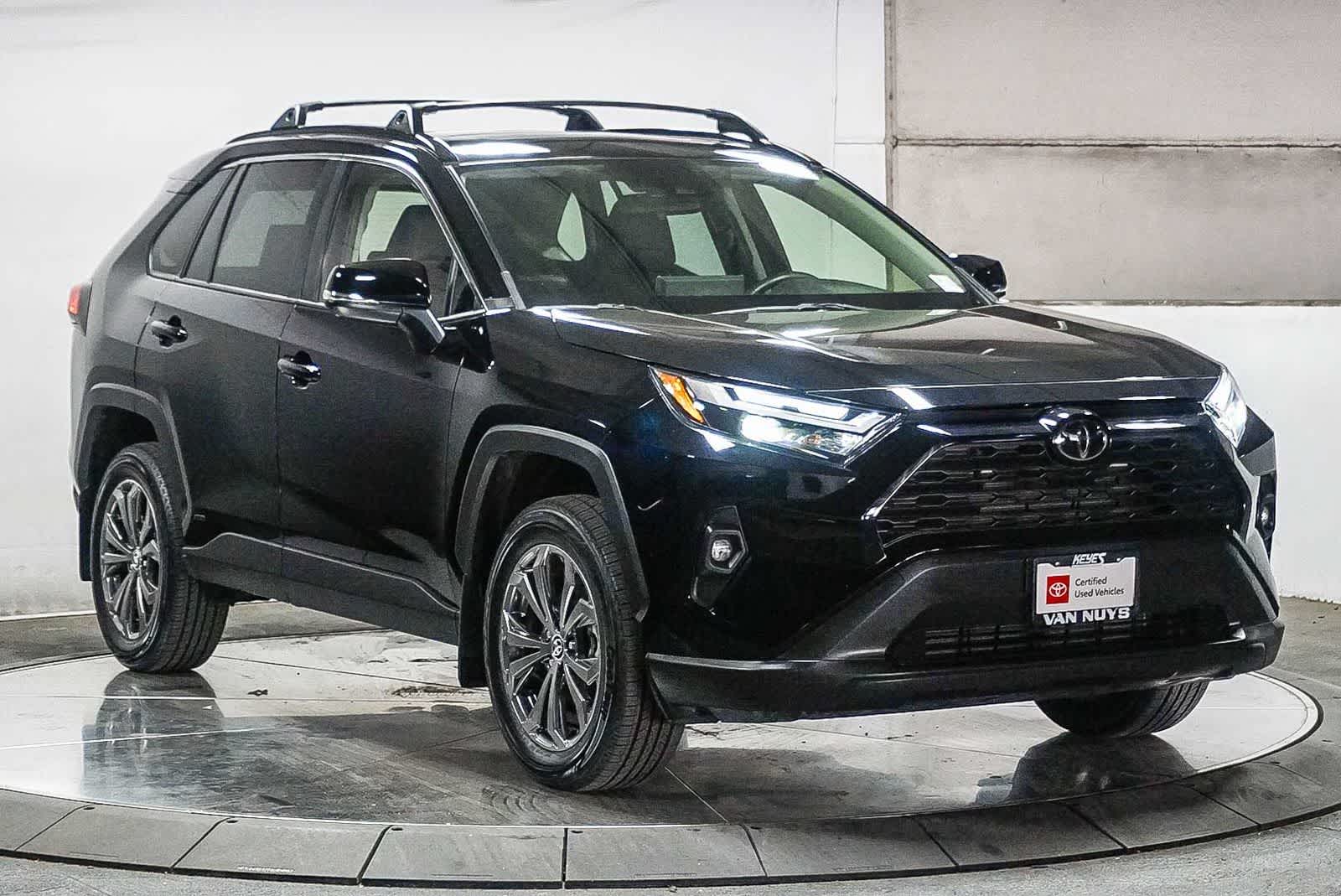 Toyota RAV4 Hybrid XLE Premium 2025