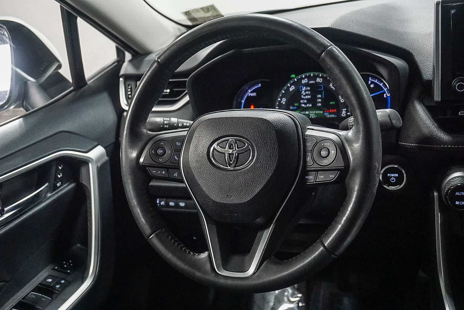 Toyota RAV4 Hybrid XLE Premium 2024