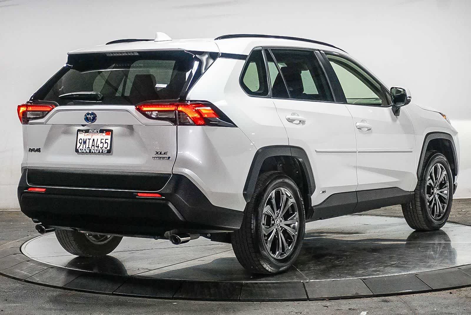 Toyota RAV4 Hybrid XLE Premium 2024