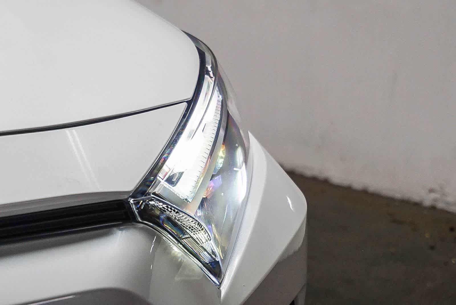 Toyota RAV4 Hybrid XLE Premium 2024