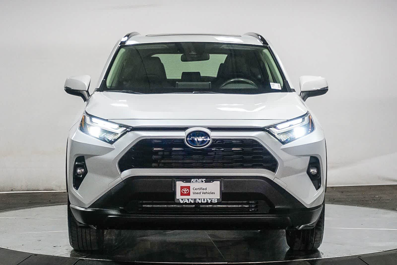 Toyota RAV4 Hybrid XLE Premium 2024