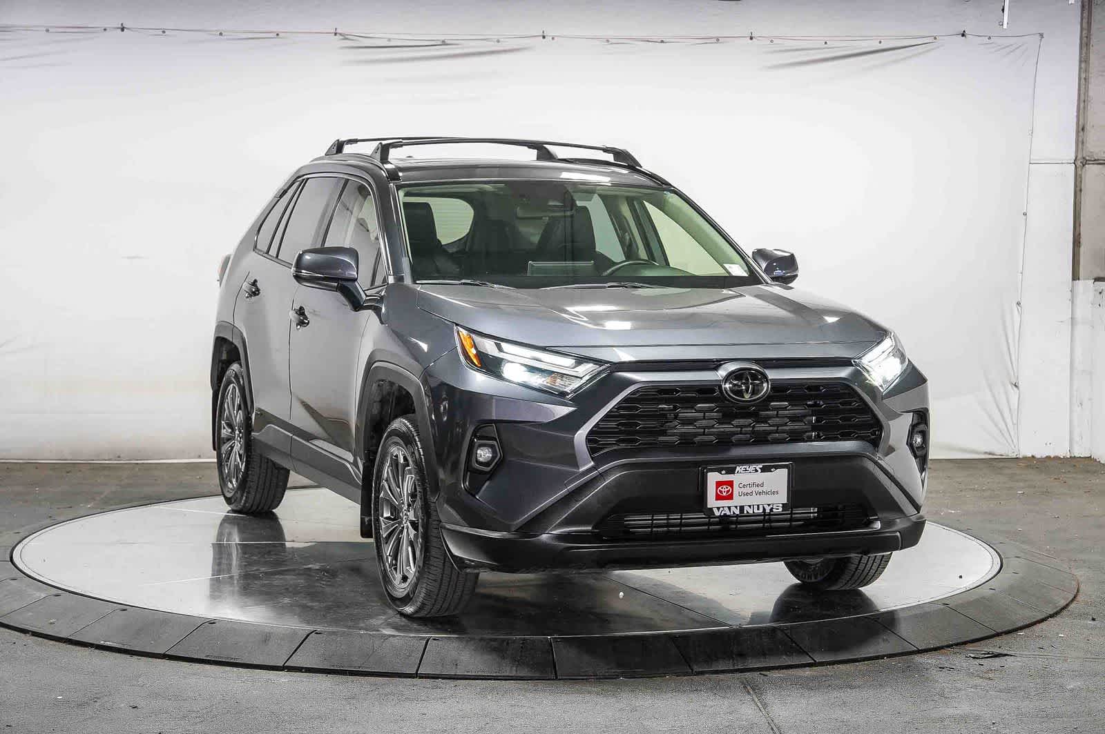 Toyota RAV4 Hybrid XLE Premium 2025