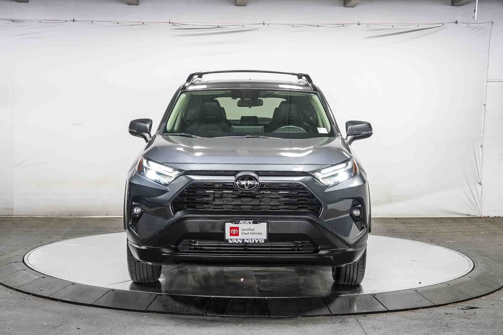 Toyota RAV4 Hybrid XLE Premium 2025