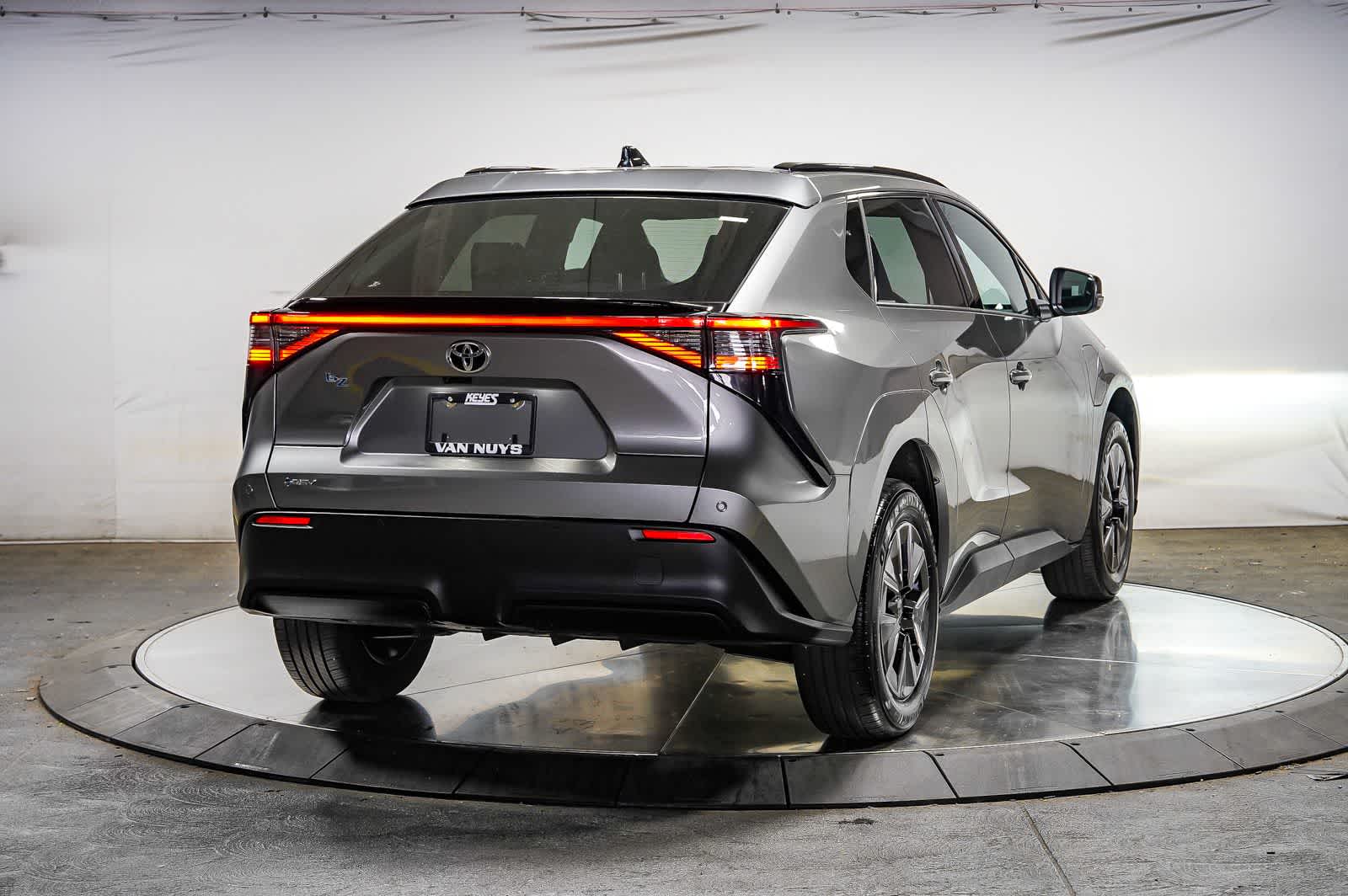 2026 Toyota bZ XLE Plus